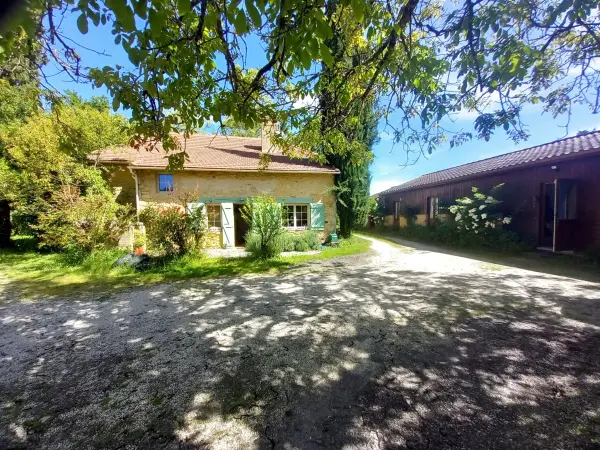 Prats-du-Périgord 24550 – Vente maison/villa 10&nbsp;pièces 7&nbsp;chambres