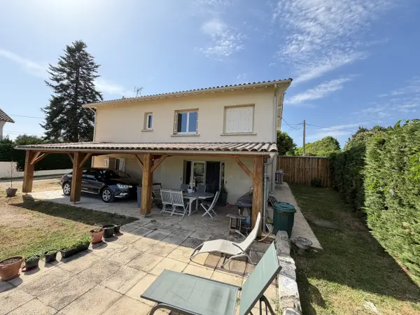 Trentels 47140 – Vente maison/villa 8&nbsp;pièces 4&nbsp;chambres