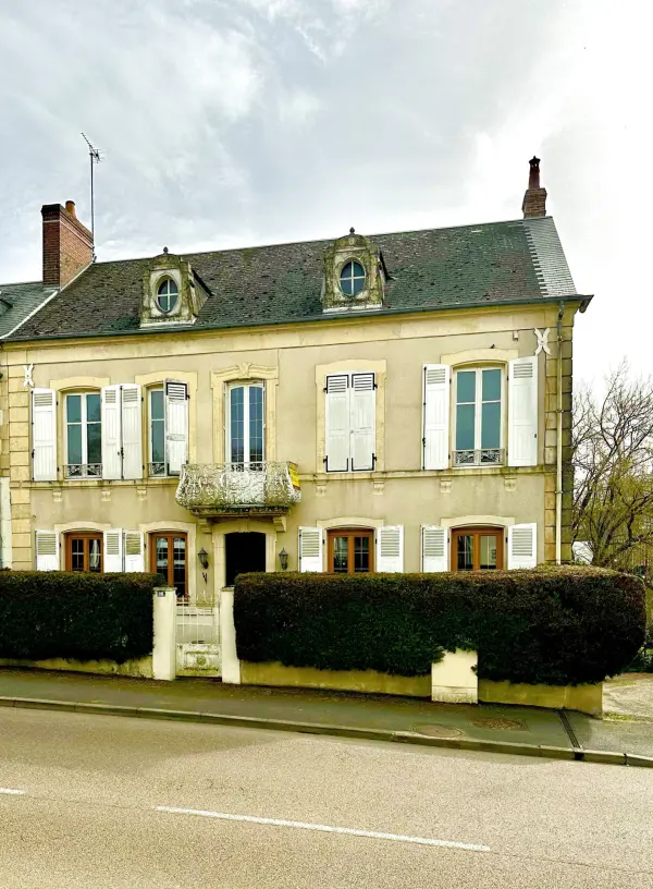 Guérigny 58130 – Vente maison/villa 7&nbsp;pièces 5&nbsp;chambres