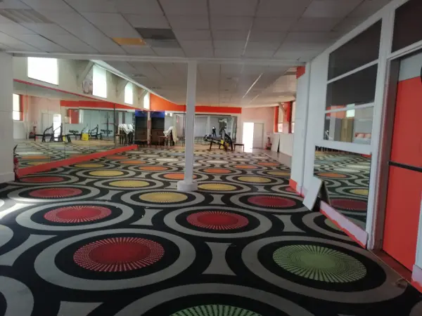 Nevers 58000 – Vente local
