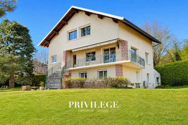 Saint-Cyr-au-Mont-d&rsquo;Or 69450 – Vente maison/villa 7&nbsp;pièces 5&nbsp;chambres