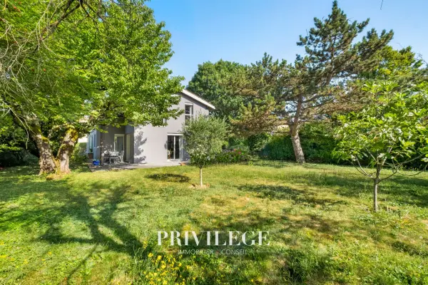 Chassieu 69680 – Vente maison/villa 5&nbsp;pièces 4&nbsp;chambres