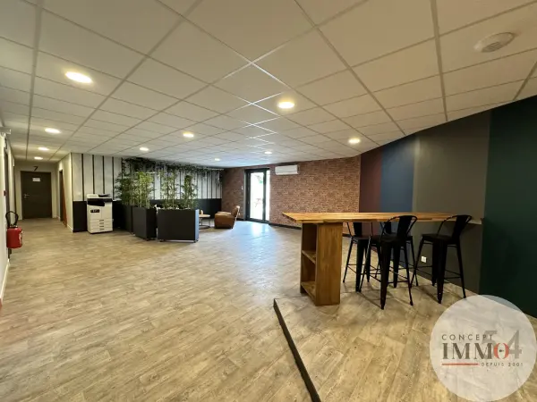 Toul 54200 – Location bureaux 18&nbsp;pièces