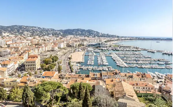 Cannes 06400 – Vente immeuble