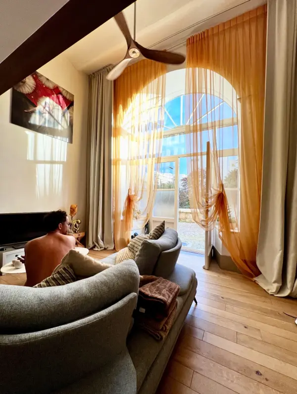 Cannes 06400 – Vente loft/atelier/surface 3&nbsp;pièces 1&nbsp;chambre