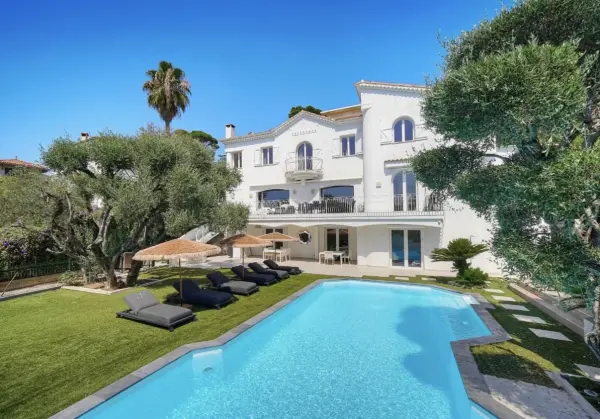 Cannes 06400 – Vente maison/villa 9&nbsp;pièces 6&nbsp;chambres