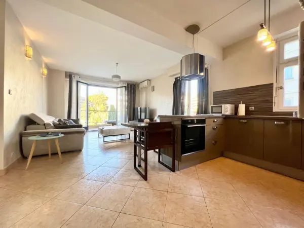 Cannes 06400 – Vente appartement 2&nbsp;pièces 1&nbsp;chambre