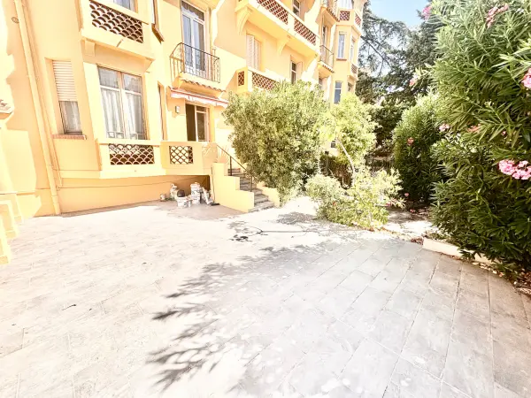 Cannes 06400 – Vente appartement 4&nbsp;pièces 3&nbsp;chambres