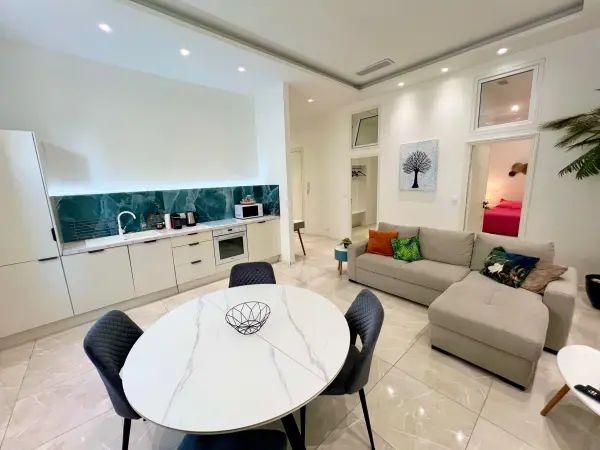 Cannes 06400 – Vente appartement 3&nbsp;pièces 3&nbsp;chambres