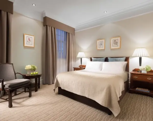 Cannes 06400 – Vente inconnu