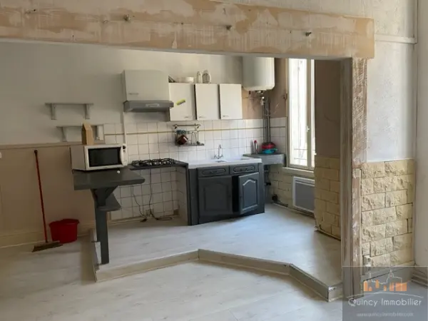Avallon 89200 – Vente immeuble