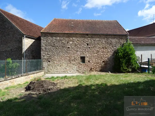 Magny 89200 – Vente inconnu