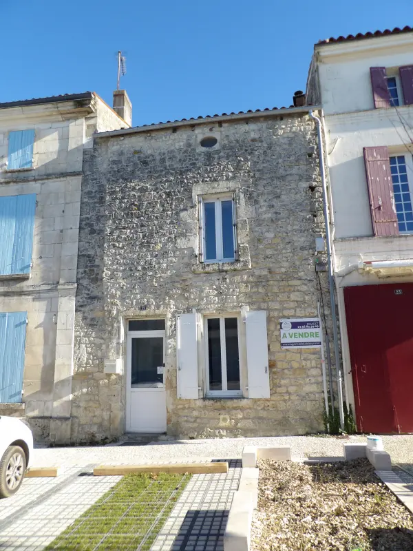 Saint-Savinien 17350 – Vente maison/villa 3&nbsp;pièces 2&nbsp;chambres