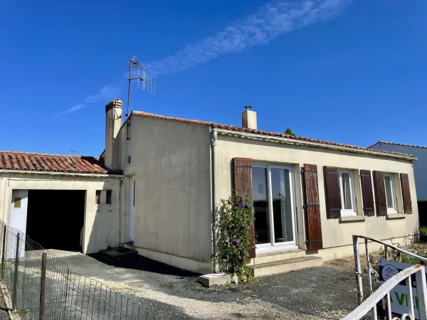 Saint-Savinien 17350 – Vente maison/villa 3&nbsp;pièces 2&nbsp;chambres