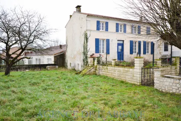 Saint-Savinien 17350 – Vente maison/villa 7&nbsp;pièces 3&nbsp;chambres