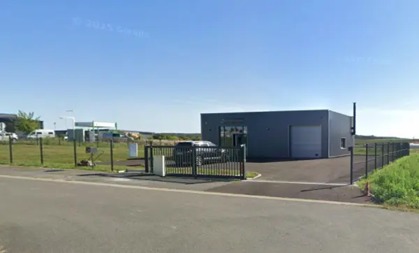 Saint-Savinien 17350 – Vente local 1&nbsp;pièce