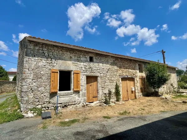 Saint-Savinien 17350 – Vente immeuble 1&nbsp;pièce 1&nbsp;chambre