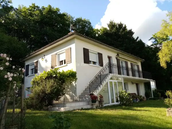 Mareuil en Périgord 24340 – Vente maison/villa 7&nbsp;pièces 4&nbsp;chambres
