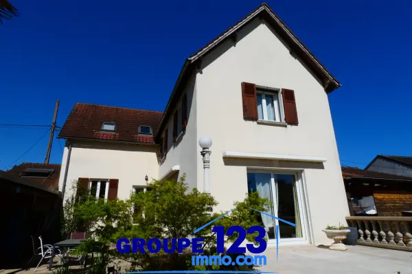 Auxerre 89000 – Vente maison/villa 8&nbsp;pièces 5&nbsp;chambres