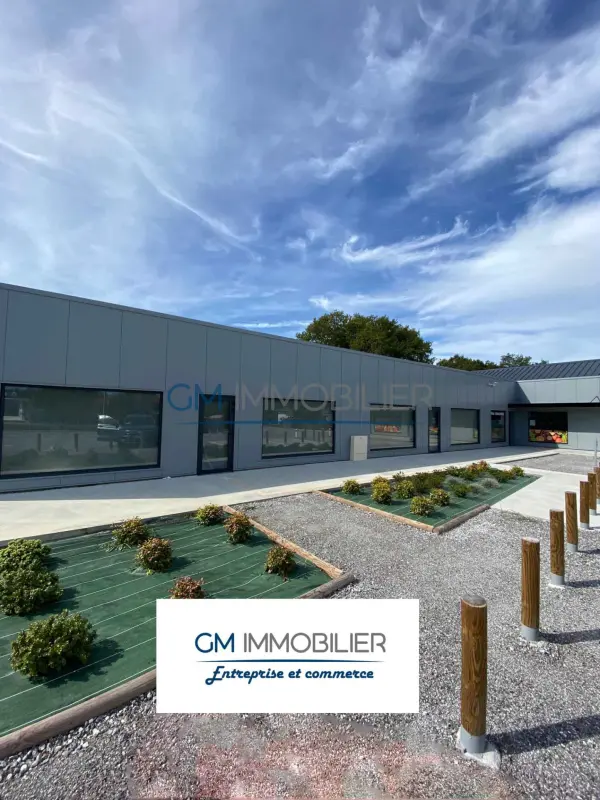 Pouillon 40350 – Location local