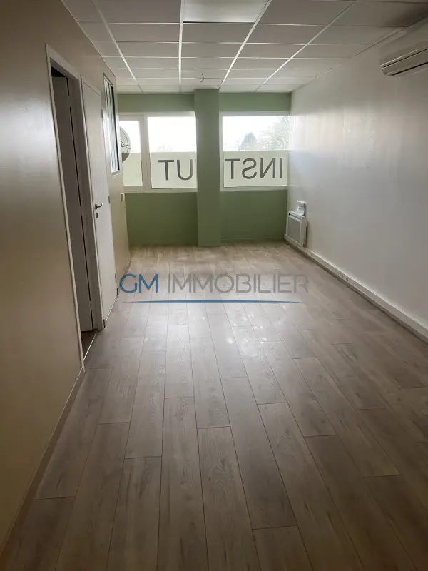 Narrosse 40180 – Location local