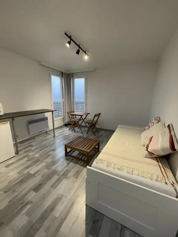 Élancourt 78990 – Location Appartement 1&nbsp;pièce