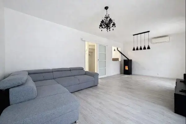 Élancourt 78990 – Vente Maison/Villa 6&nbsp;pièces 5&nbsp;chambres