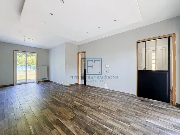 Élancourt 78990 – Vente Maison/Villa 6&nbsp;pièces 5&nbsp;chambres