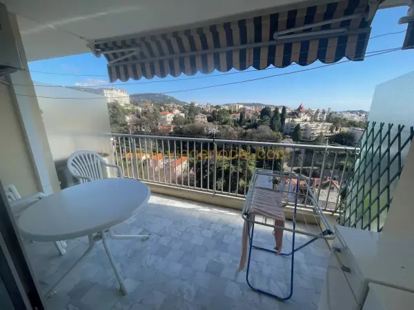 Nice 06100 – Viager Appartement 2&nbsp;pièces 1&nbsp;chambre