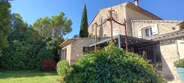 L&rsquo;Isle-sur-la-Sorgue 84800 – Vente maison/villa 8&nbsp;pièces 6&nbsp;chambres