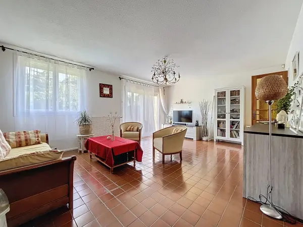 Montigny-le-Bretonneux 78180 – Vente Maison/Villa 5&nbsp;pièces 3&nbsp;chambres