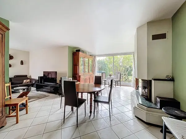 Voisins-le-Bretonneux 78960 – Vente Maison/Villa 5&nbsp;pièces 3&nbsp;chambres