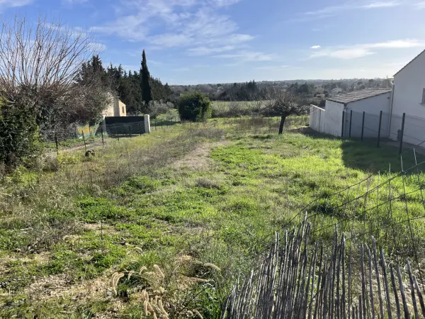 Montaren-et-Saint-Médiers 30700 – Vente terrain