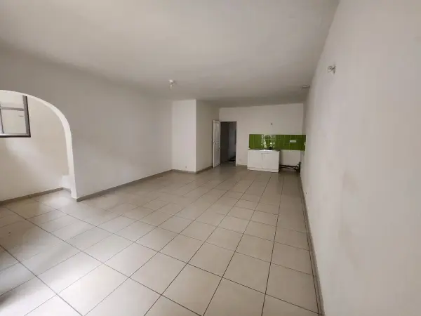 Uzès 30700 – Vente appartement 3&nbsp;pièces 2&nbsp;chambres