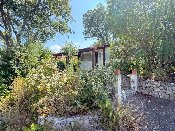 Fréjus 83600 – Vente terrain