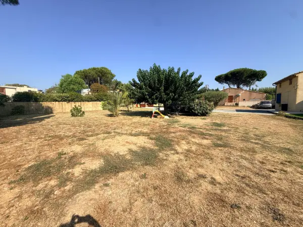 Fréjus 83600 – Vente terrain