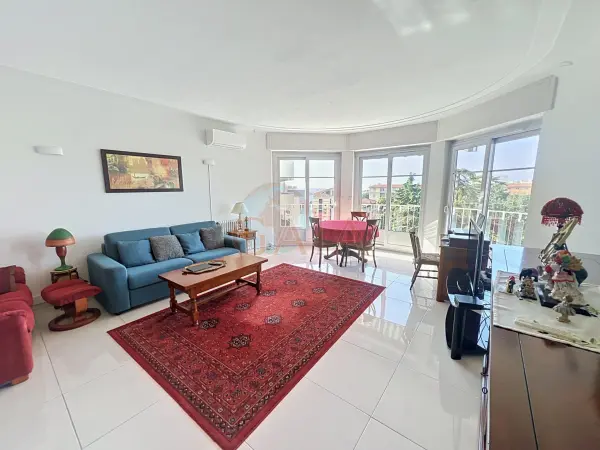 Le Cannet 06110 – Vente appartement 3&nbsp;pièces 2&nbsp;chambres