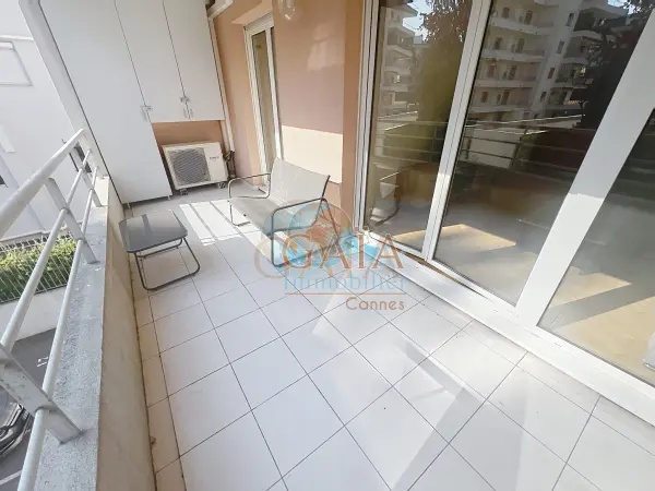 Cannes 06400 – Vente appartement 2&nbsp;pièces 1&nbsp;chambre