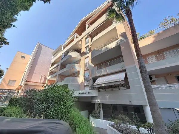 Cannes 06400 – Vente appartement 2&nbsp;pièces 1&nbsp;chambre