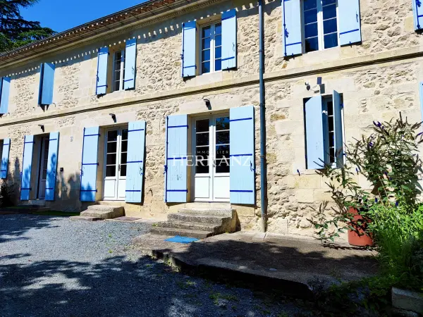 Blésignac 33670 – Vente de prestige maison/villa 8&nbsp;pièces 5&nbsp;chambres
