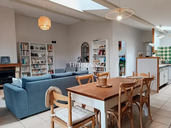 Montpon-Ménestérol 24700 – Vente maison/villa 5&nbsp;pièces 3&nbsp;chambres