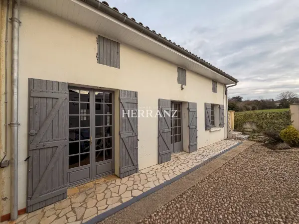 Montagne 33570 – Vente maison/villa 5&nbsp;pièces 3&nbsp;chambres