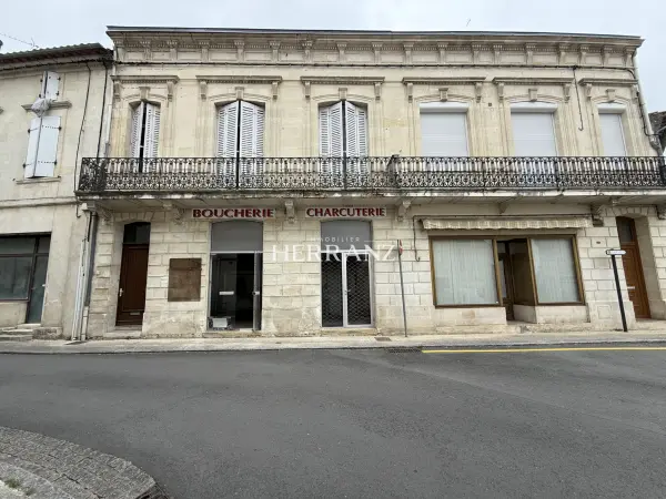 Guîtres 33230 – Vente immeuble 2&nbsp;chambres