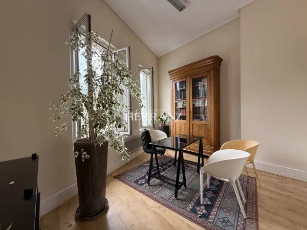 Libourne 33500 – Vente immeuble 9&nbsp;pièces