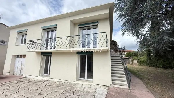 Montpon-Ménestérol 24700 – Vente maison/villa 7&nbsp;pièces 5&nbsp;chambres