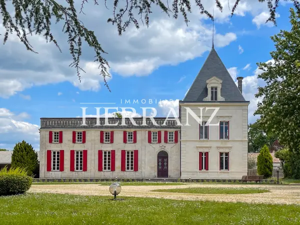 Saint-Martin-du-Bois 33910 – Vente de prestige maison/villa 12&nbsp;pièces 5&nbsp;chambres