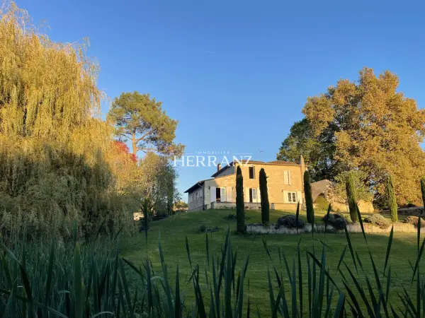 Libourne 33500 – Vente de prestige maison/villa 8&nbsp;pièces 3&nbsp;chambres