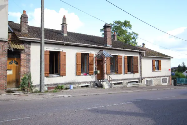 SAINT FLORENTIN 89600 – Vente maison/villa 9&nbsp;pièces 5&nbsp;chambres