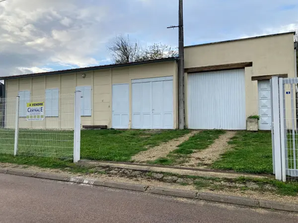 SAINT FLORENTIN 89600 – Vente local 1&nbsp;pièce