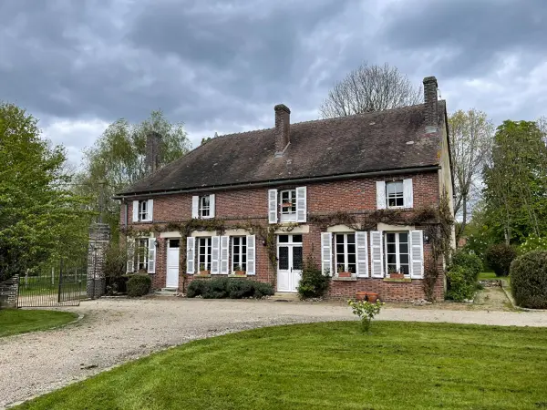 SORMERY 89570 – Vente de prestige maison/villa 14&nbsp;pièces 9&nbsp;chambres